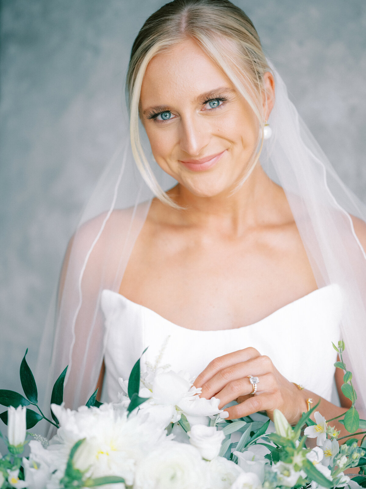 Jessica Blex Photography - Luxury Wedding at Happy Hollow Club - Nebraska Photographer-60