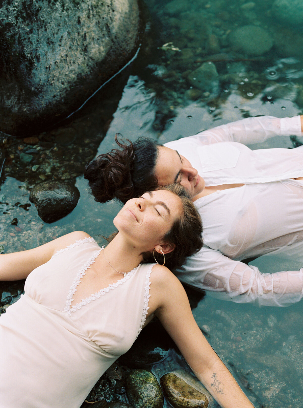Syd+Kris-Squamish-Couples-Photoshoot-04 (1)