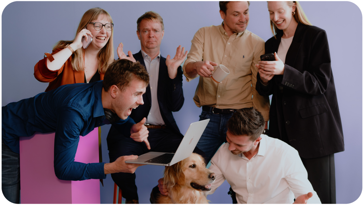 Ontmoet ons team bij Be Yourself! Wij zijn een gepassioneerde groep freelancers die zich inzetten om jouw freelancing & matching ervaring te verbeteren. Van links naar rechts: Anke, Hendrik Bogaert, Kenneth Van Volcem, Roselinde Meerschaut, Lowie Verschelden, Gilles Verduyn. Bij Be Yourself staat persoonlijkheid en kwaliteit voorop, en dat zie je terug in ons enthousiaste en gemotiveerde team!