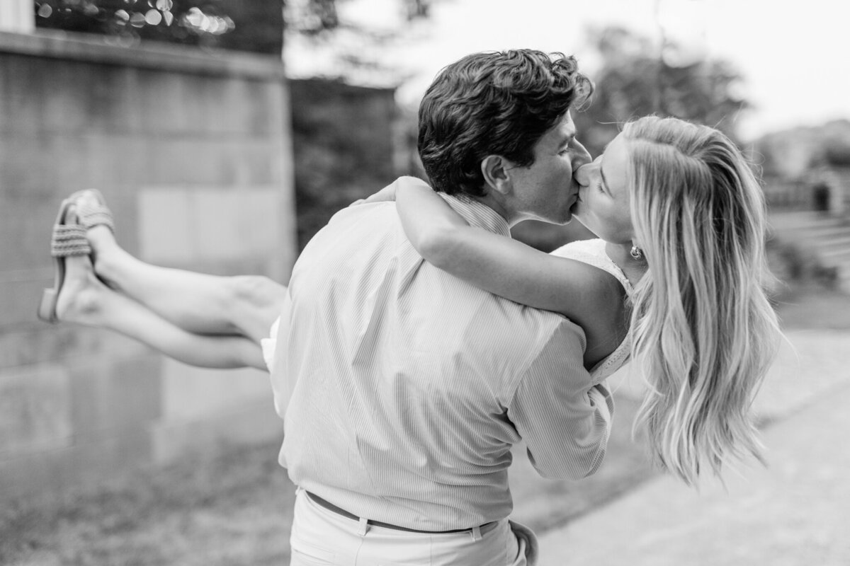 Philadelphia-Engagement-Photographer-47