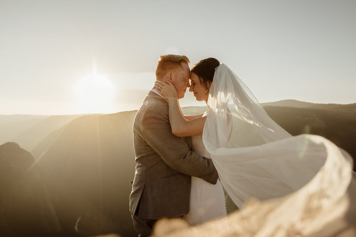 Yosemite Elopement Photographer Taft Point SGC (15)