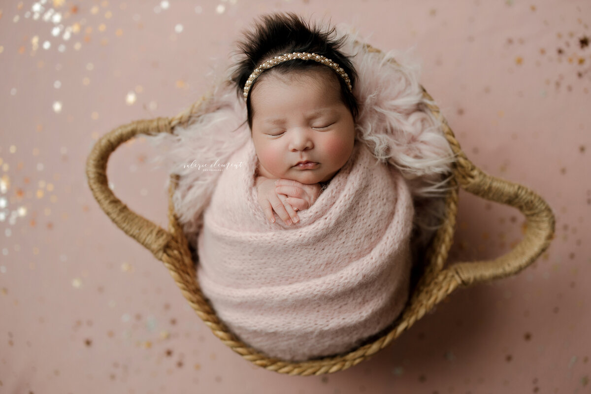 newborn in kalispell  photography studio
