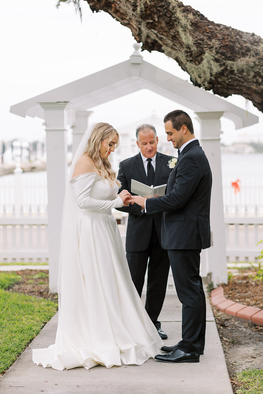 miranda-rose-photo-palmetto-bed-and-breakfast-florida-elopement-chantilly-chic-celebrations-11