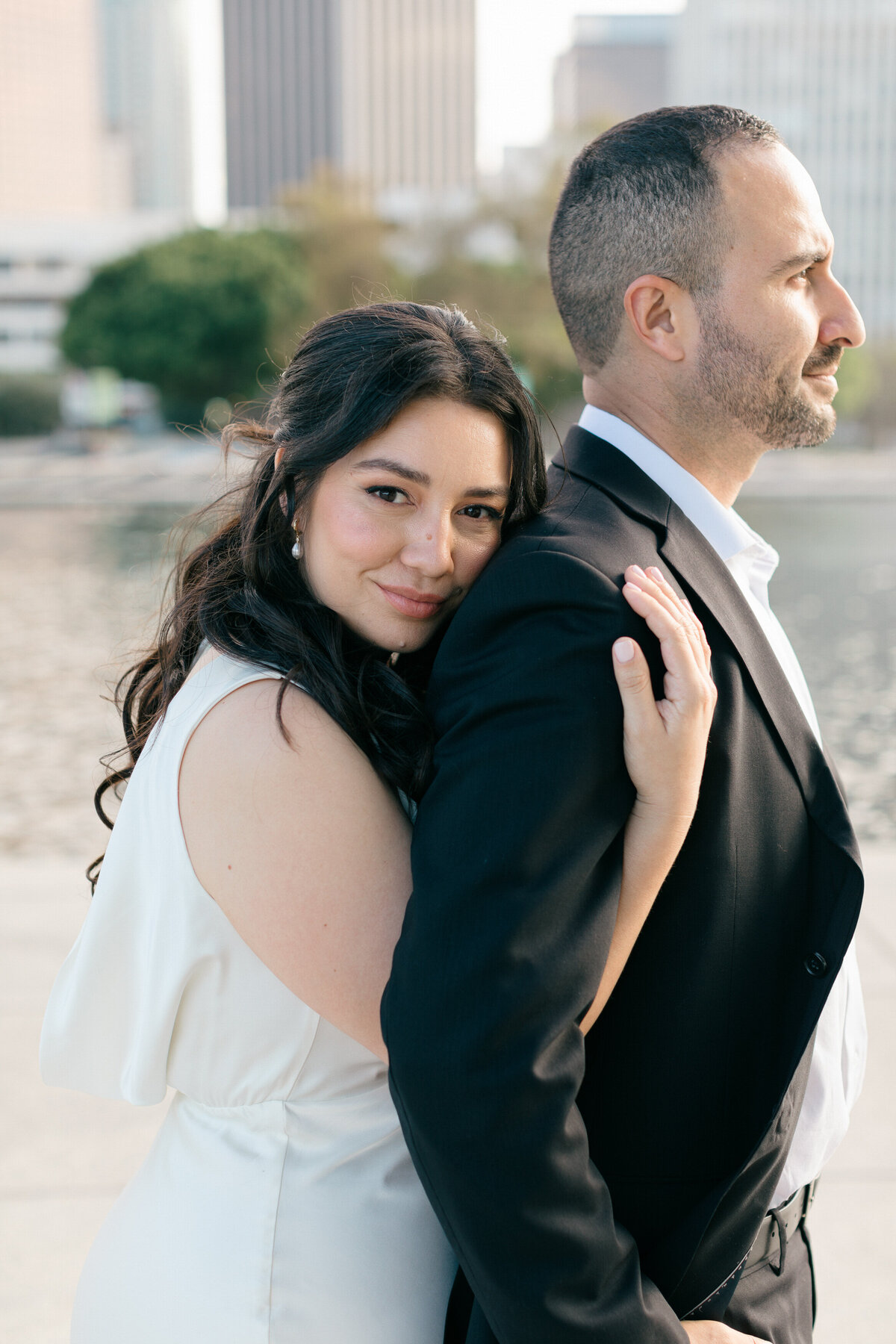 dowtown-los-angeles-Engagement-photos-4-adrian-mayra