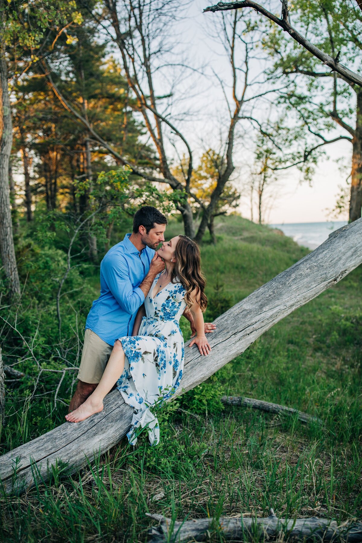 Engagement-Photos-at-Kohler-Andrae11