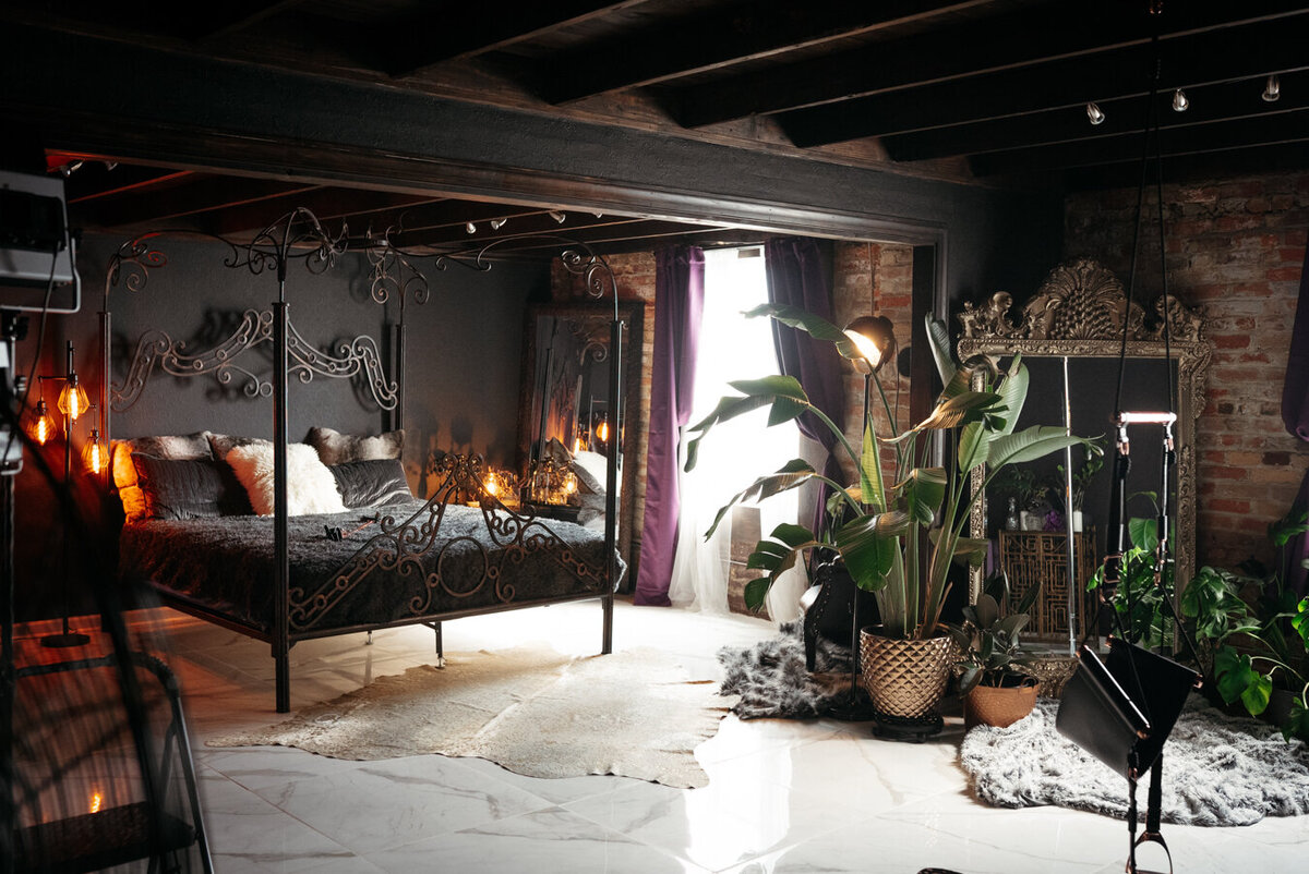 Image of the main room of a Norfolk Boudoir Studio