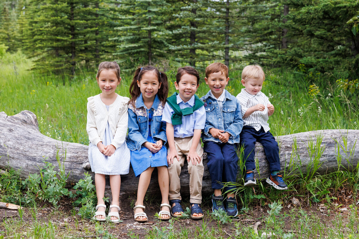 Calgary-outdoor-family-photos-Kate-Daniel-Photography-26