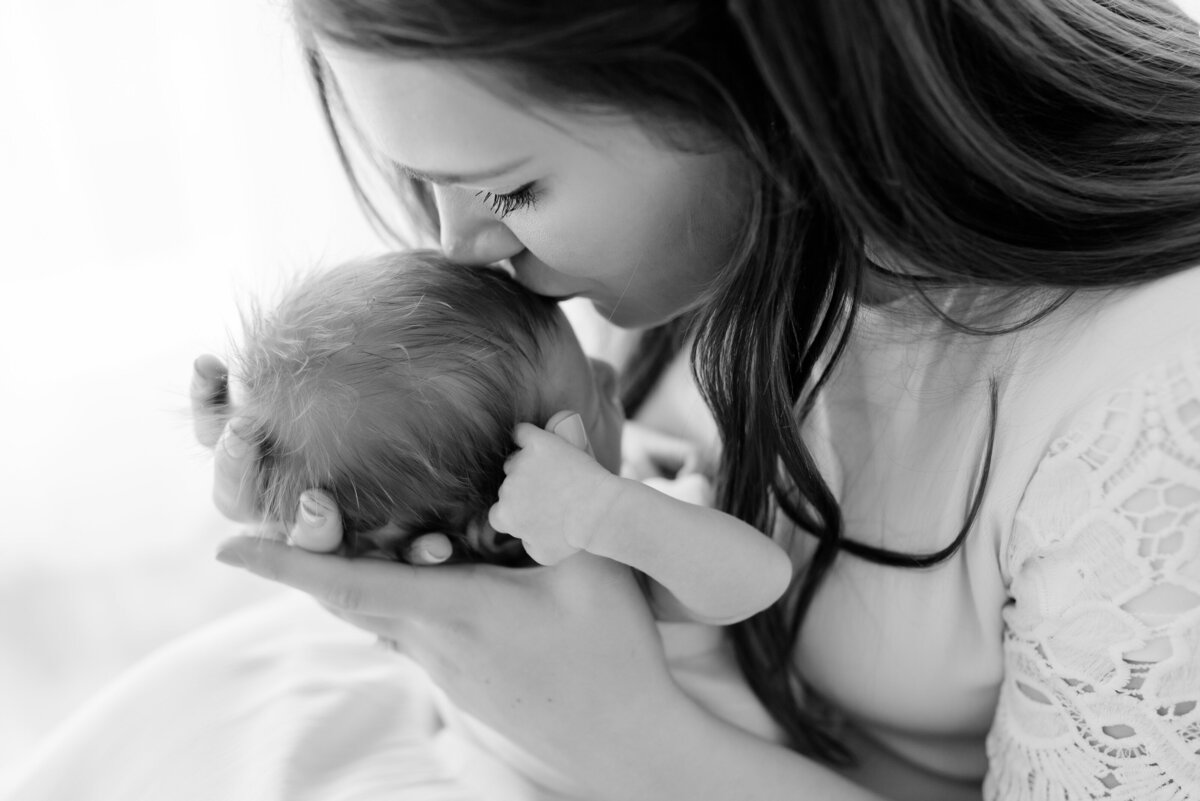 Natural Light Bright and Airy Newborn Photography-13