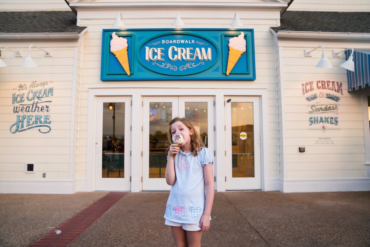 Disney_Boardwalk_Photographer_NLP__1942