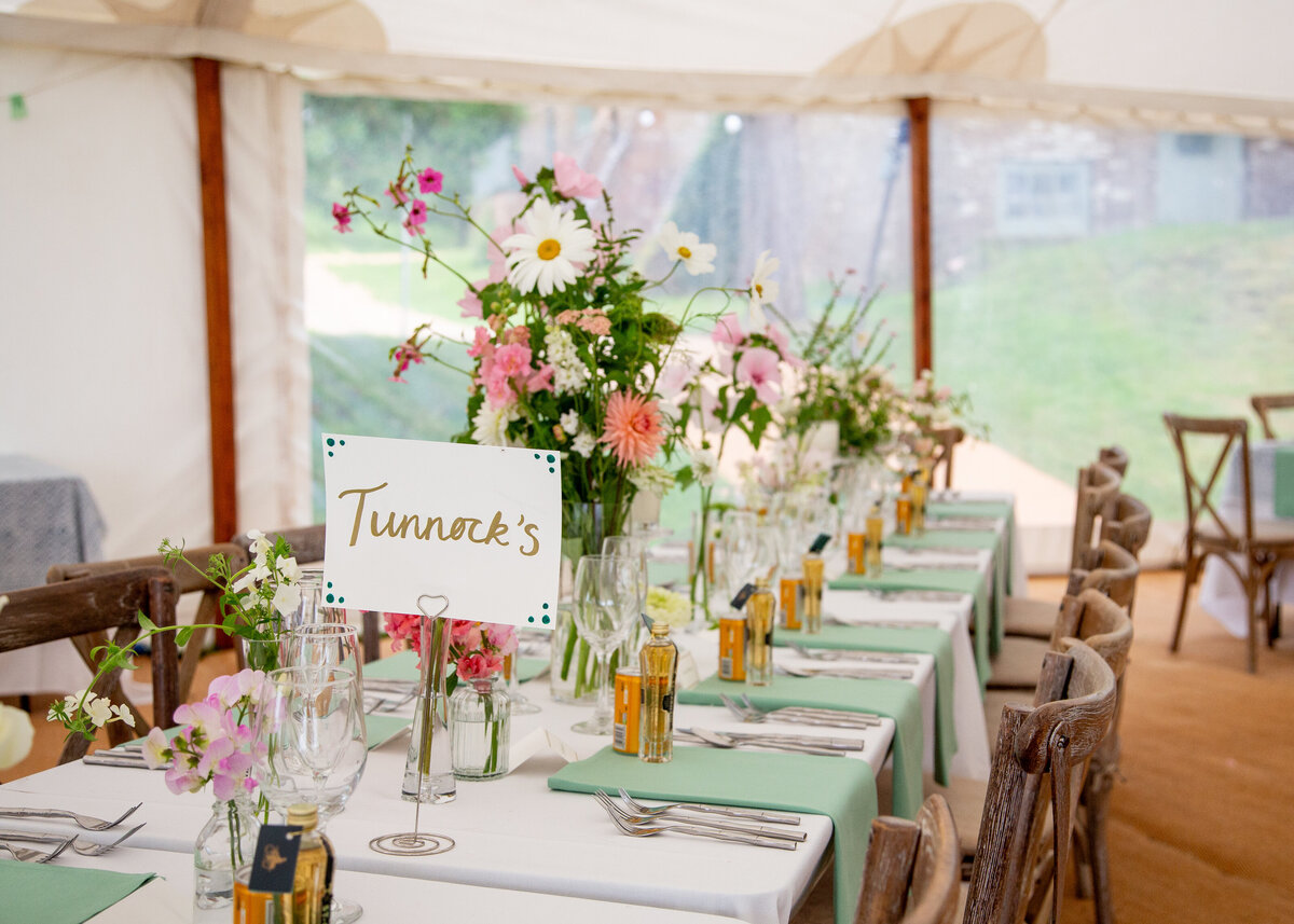 BUD VASES MARQUEE 