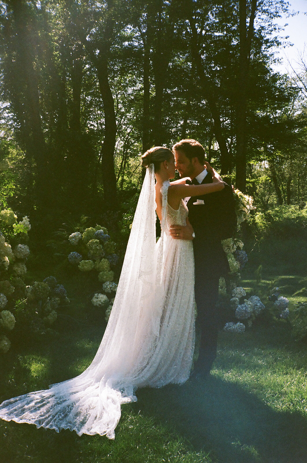 romantic-wedding-photography-at-willow-hill-ct(1)