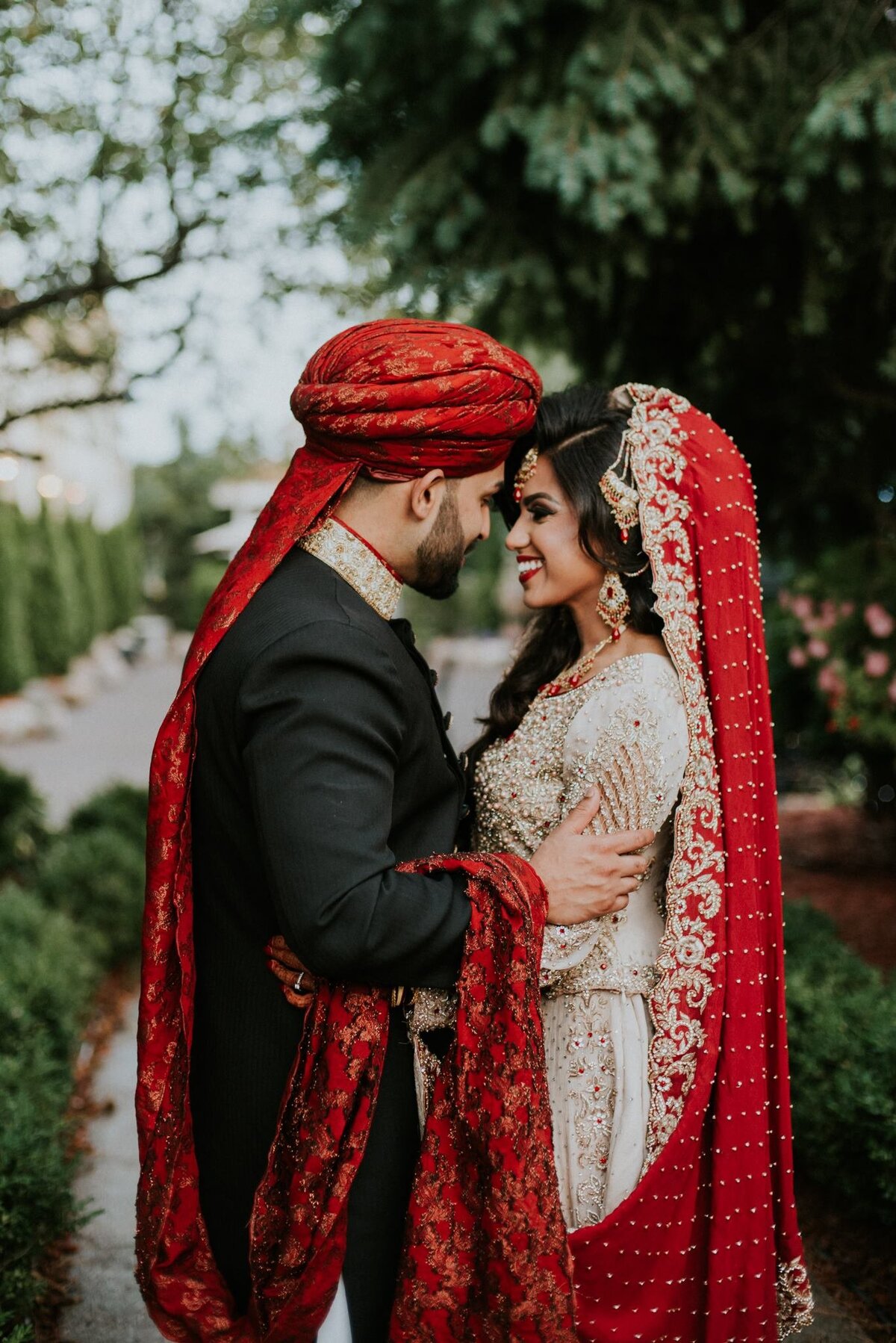 Pakastani-wedding-photographer-st-claire-shores-wedding-girl-with-the-tattoos-wedding-photographer