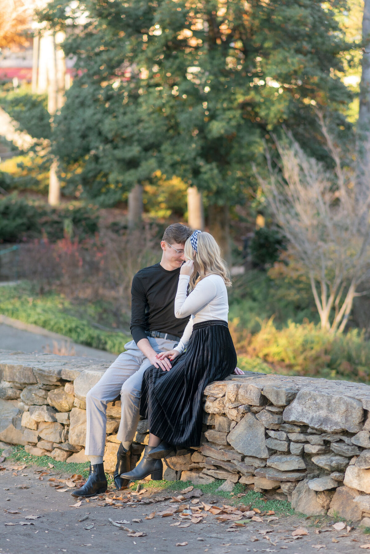 Fall Park engagement pictures in Greenville South Carolina best places to take an engagement photo in Greenville