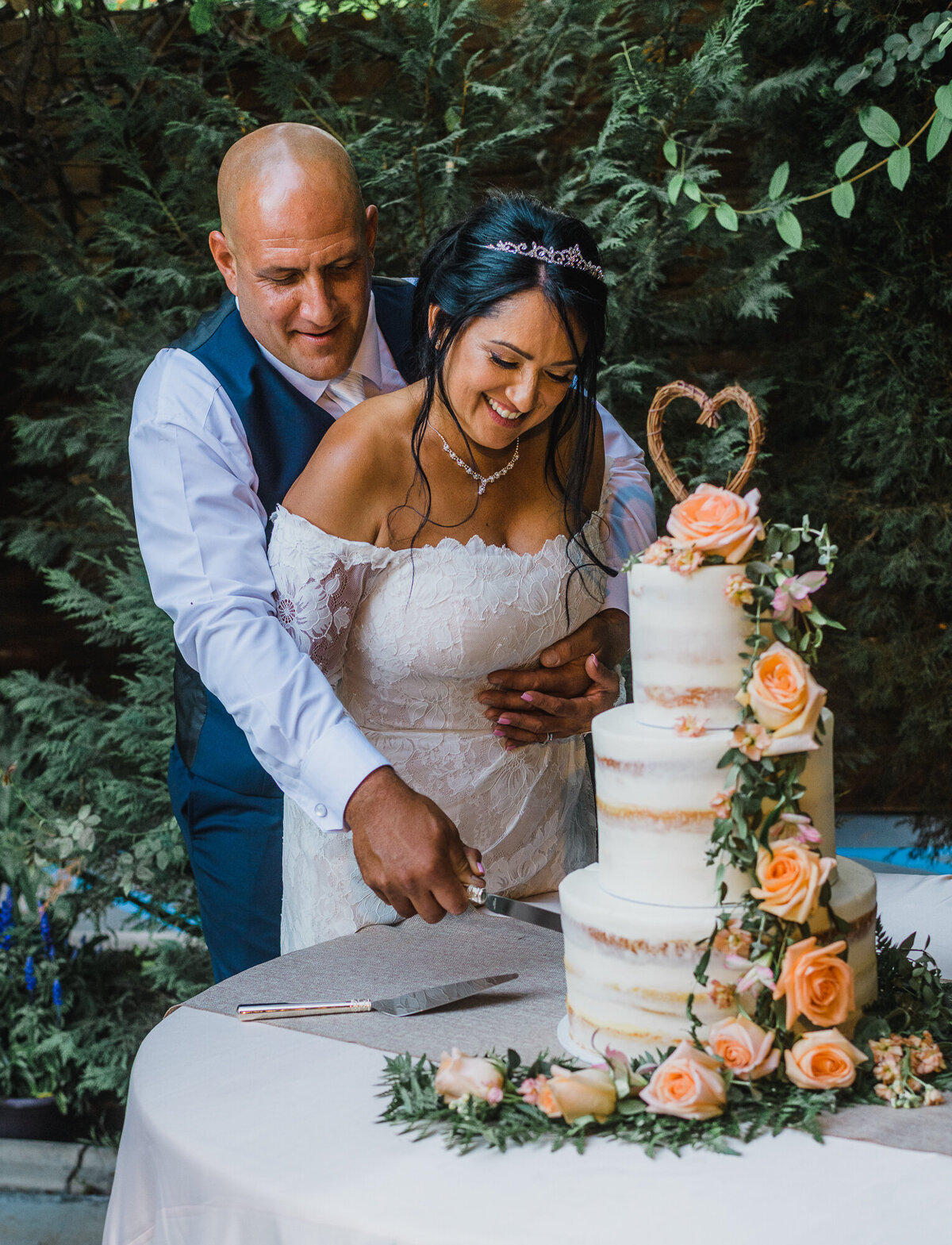Redlands Wedding Cake Cutting | Corey Kennedy Photography