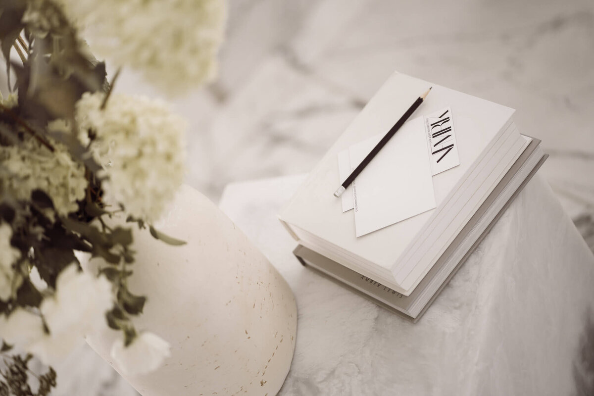 Vase tabletop display
