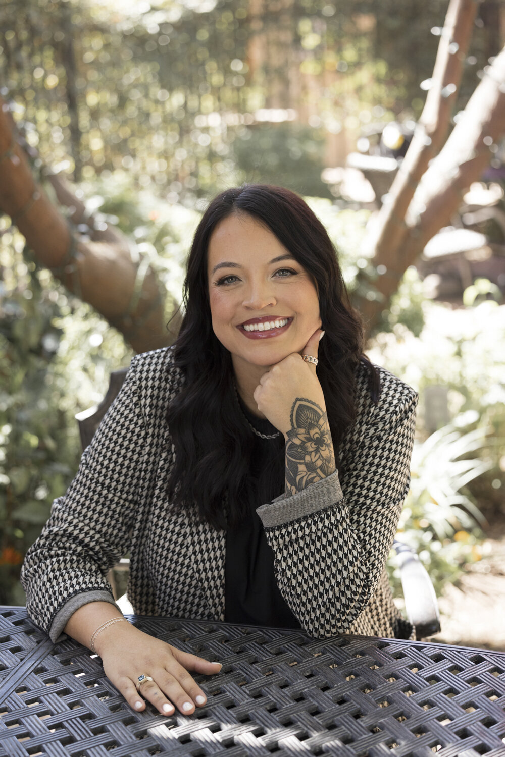25SarahRohdeHeadshotFullyAlivePhotography2023PROOFweb