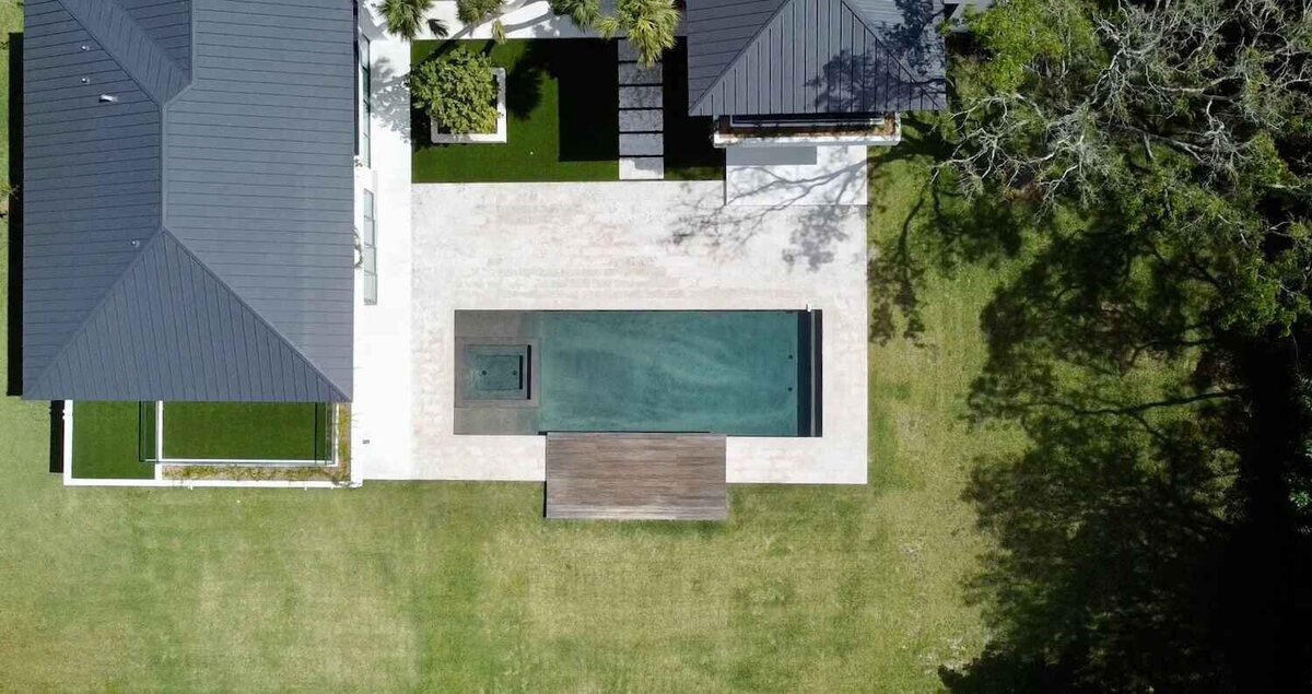 Rectangle swimming pool with spa