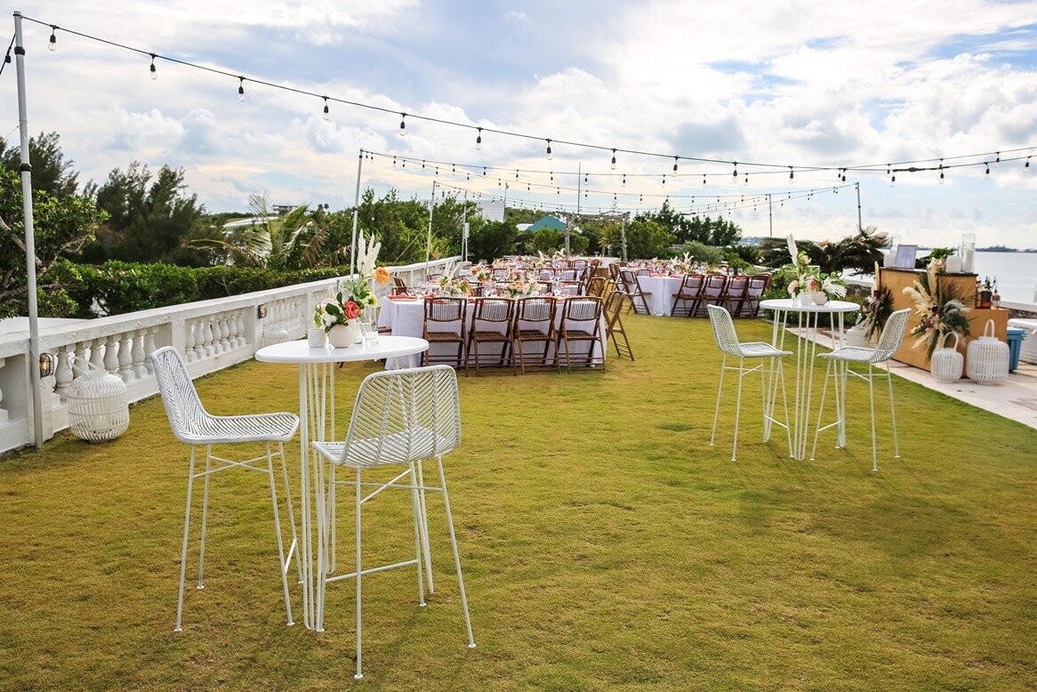 Revolve-Lunch-Bermuda-Dasfete-25