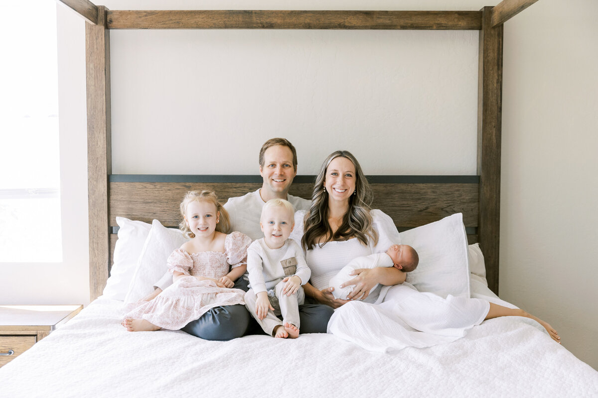 Phoenix_Arizona_Newborn_Photographer-1