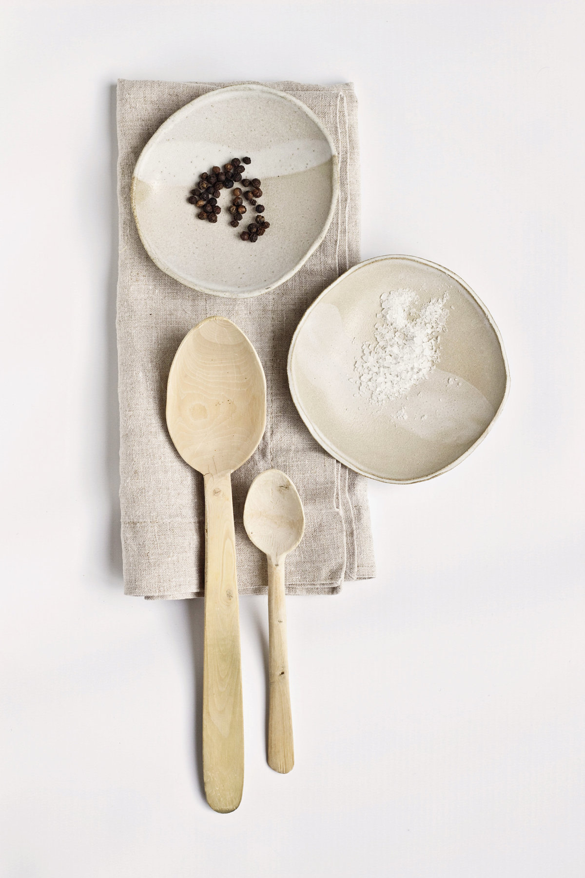 Yasha-Butler-Ceramics-Tableware-Plate-White-34-3500px