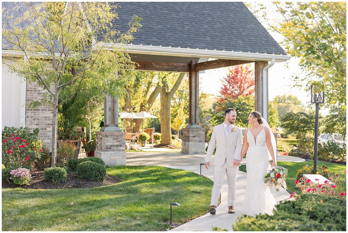 The Farmhouse Plainfield Wedding 101824_1074