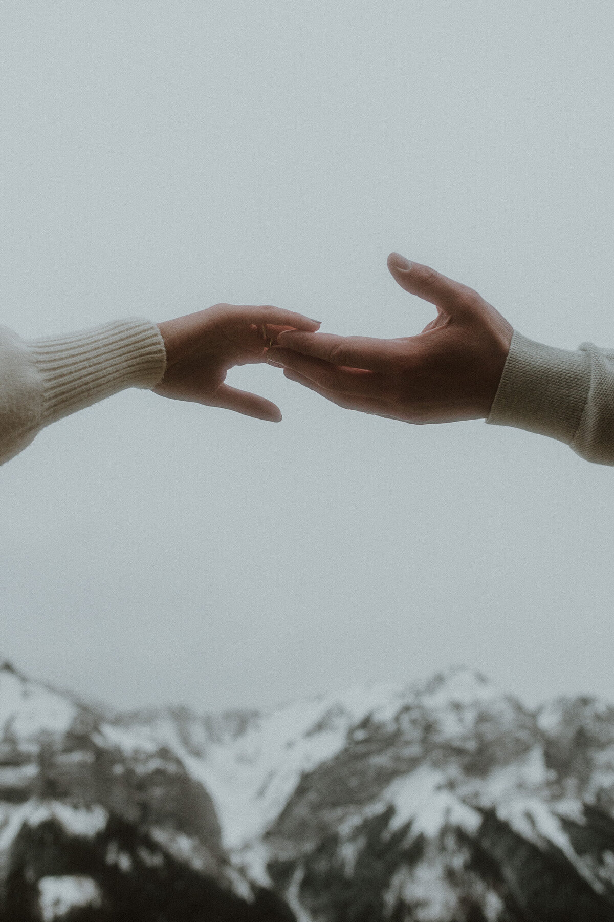 seance-couple-col-de-la-forclaz-annecy-chloelaydevant-44