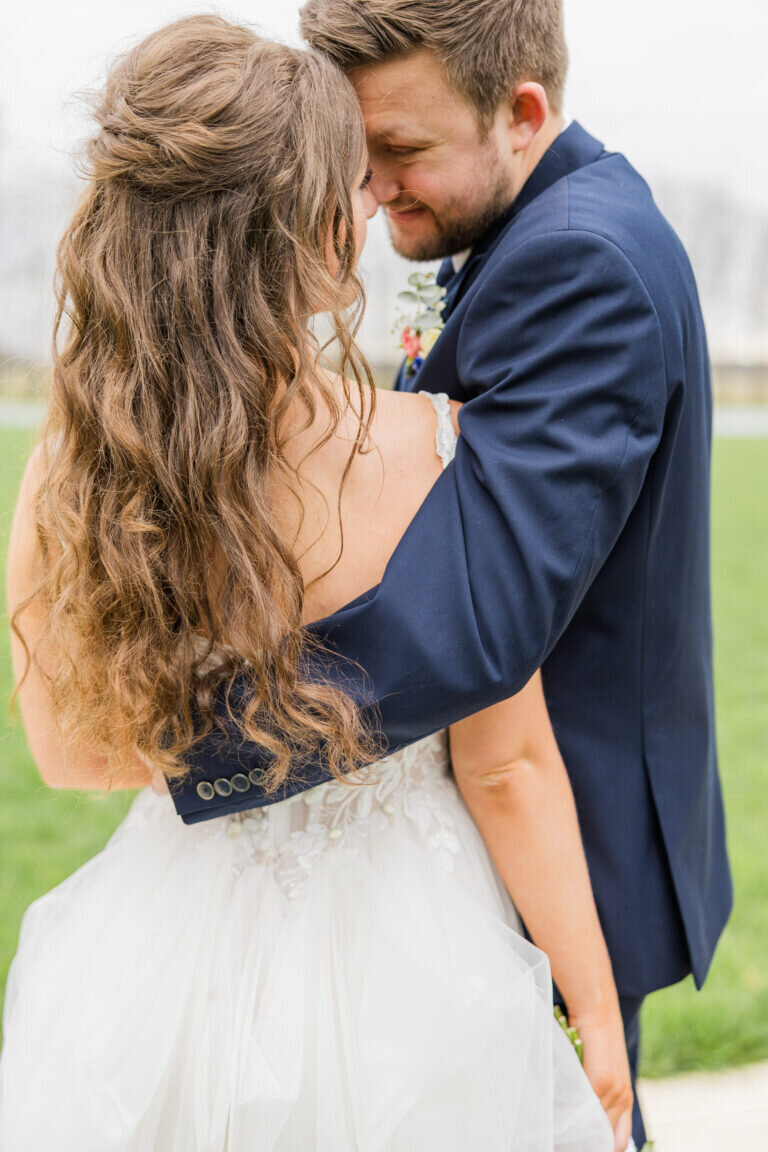 TheFourSeasonsBarnSpringWedding0018-1-768x1152