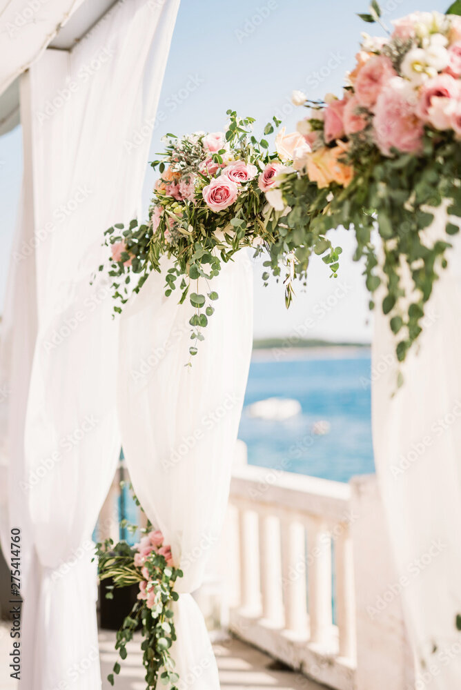 AdobeStock_275414760_Preview
