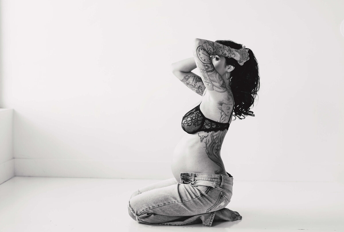 black-and-white-studio-maternity