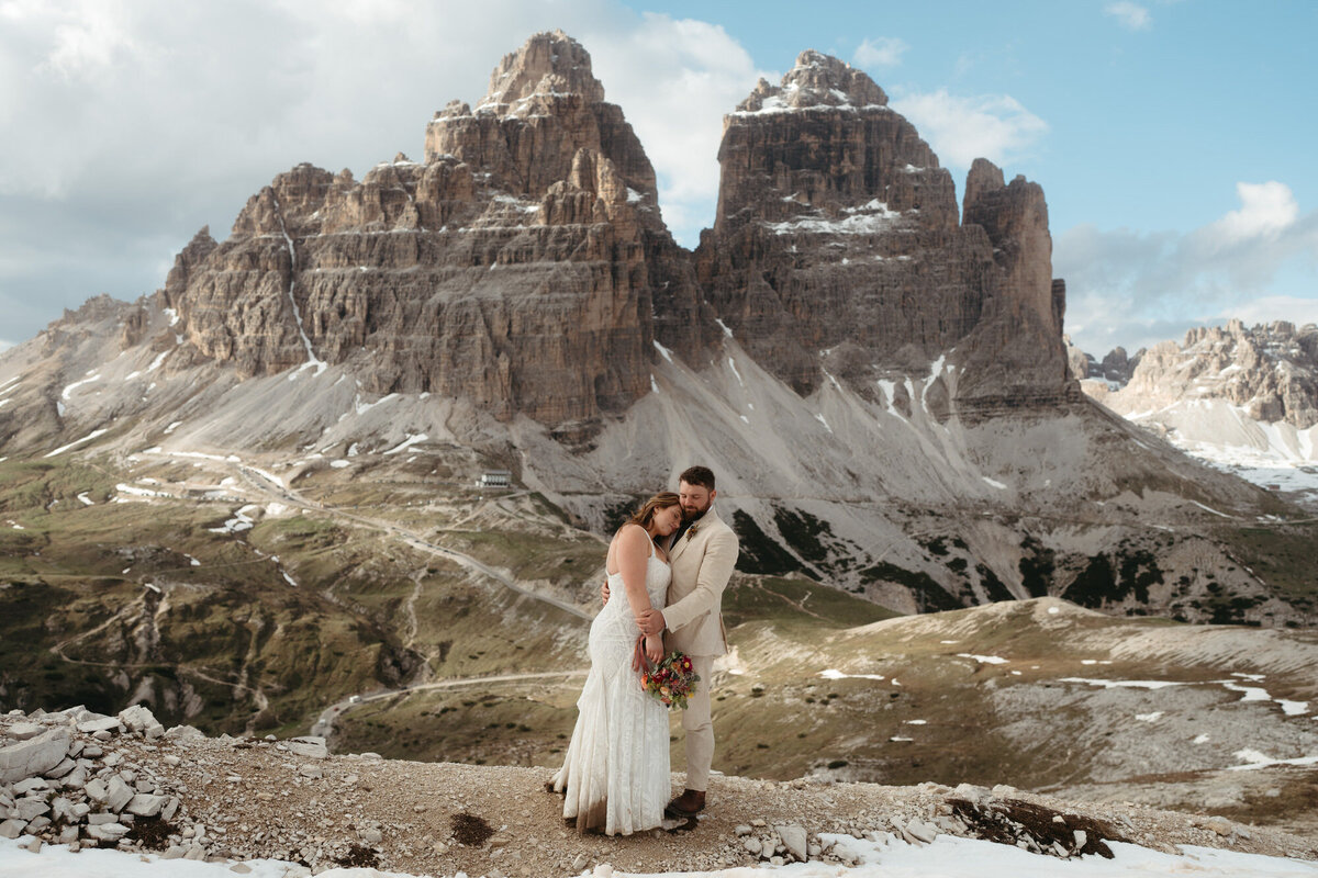 the_chaffins_international_destination_wedding_elopement_photography_photographers_sammie_chaffin_micah_editorial_adventure_engagement_photos38