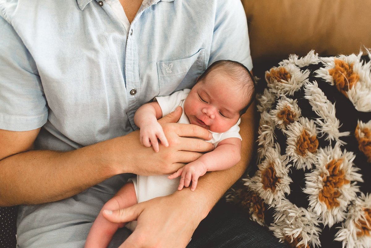 creative-newborn-photography-davidson