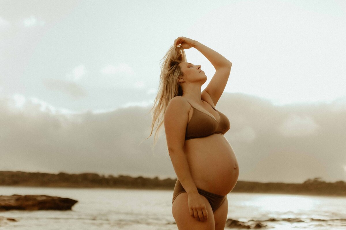 emmawandphotography_bundneena_kurnell_motherhood_sutherlandshirephotographer_cronullaphotographer_motherhood_sydneymotherhoodphotographer_royalnationalpark_familyphotographer_sutherlandshirefamilyphotographer_cronullafamilyphotographer_adventurouscouplesession_couplephotographer_sydenycouplephotographer_mindfulphotography