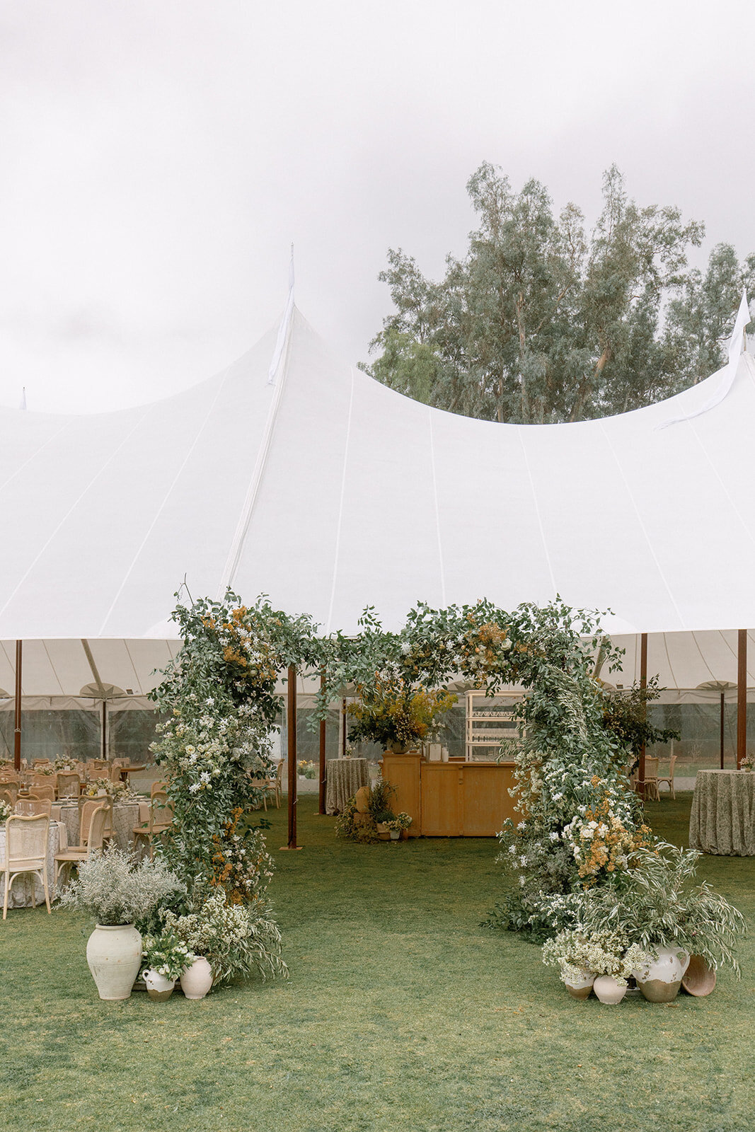 tented-wedding-detailed-touch-events-wedding-planner38