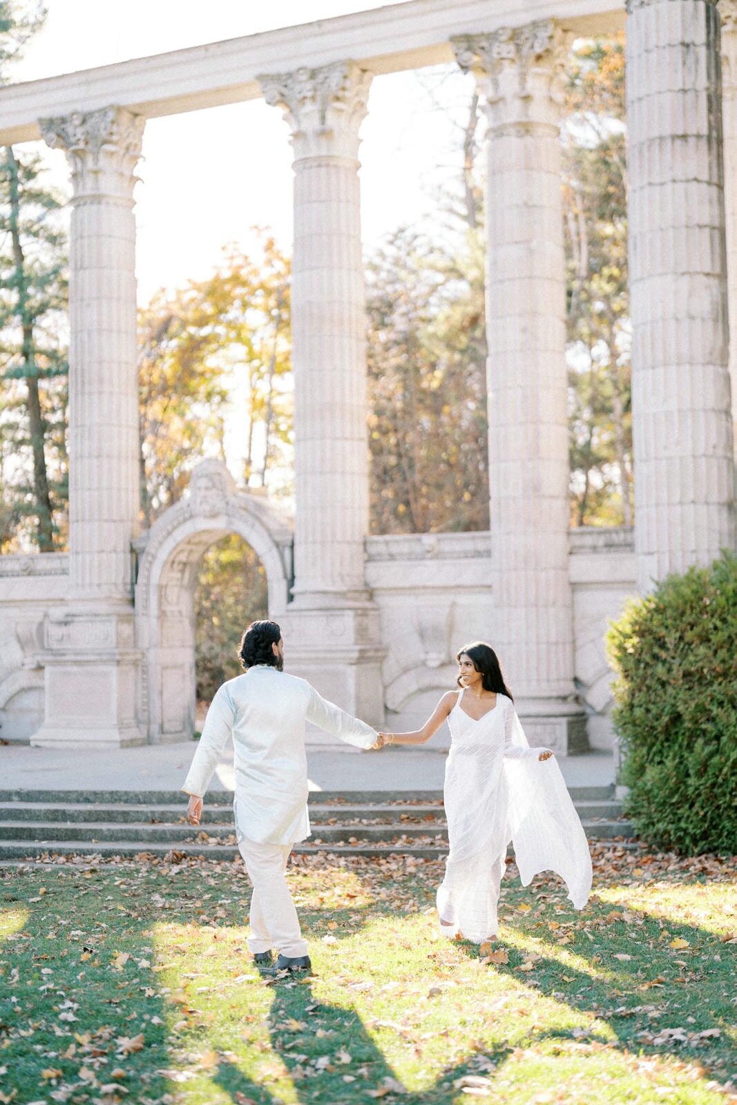 E4-Toronto-Engagement-Photoshoot-Judi-and-Raj-2024-11-03-2500px-1124