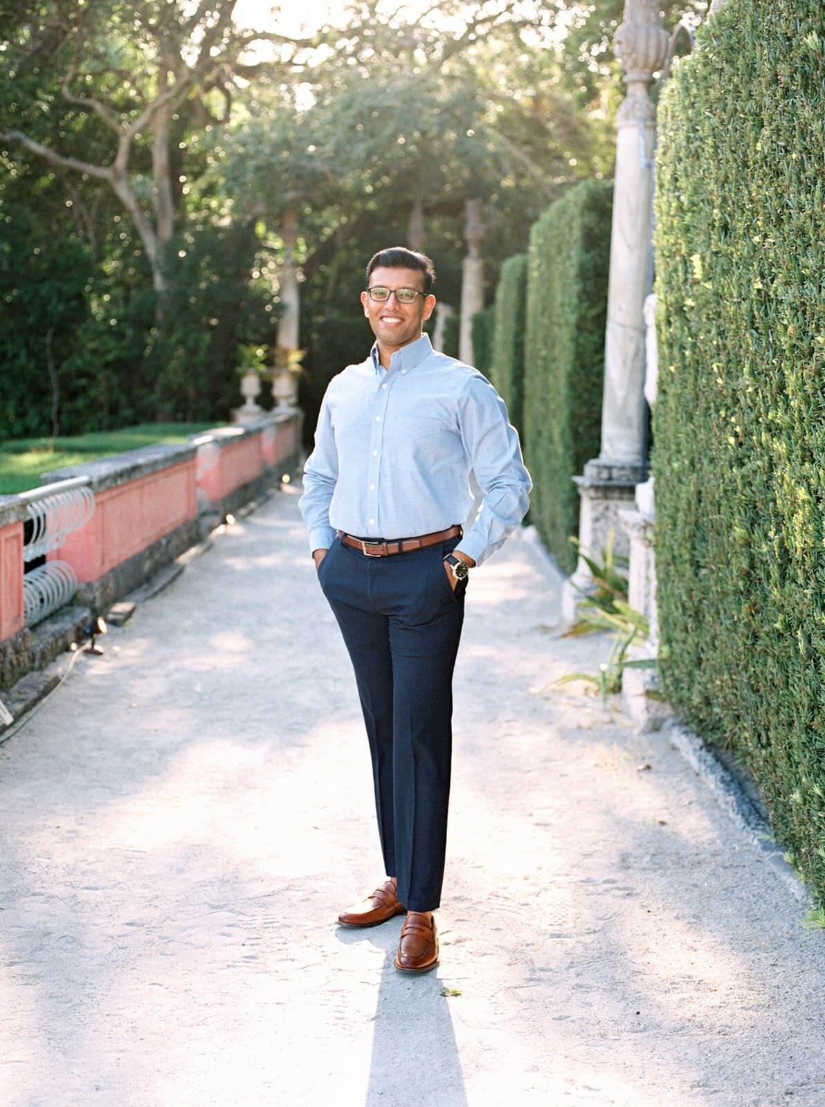 Engagement-Session-at-Vizcaya-Museum-19