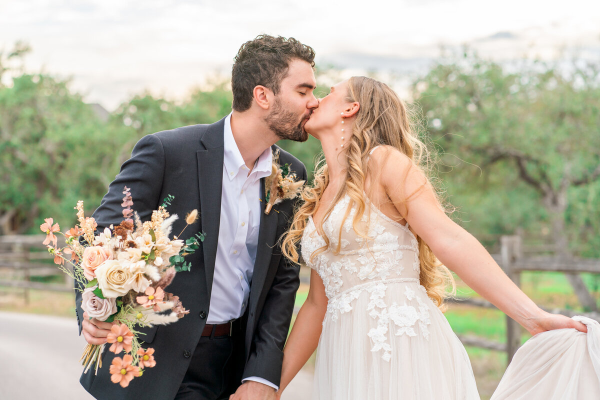 South Austin Texas Outdoor Wedding