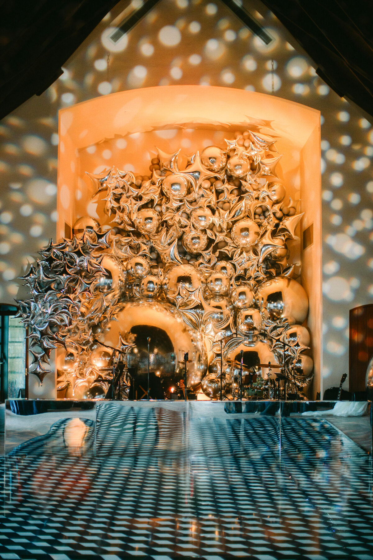 commodore-perry-estate-wedding-chapel-reception-ideas