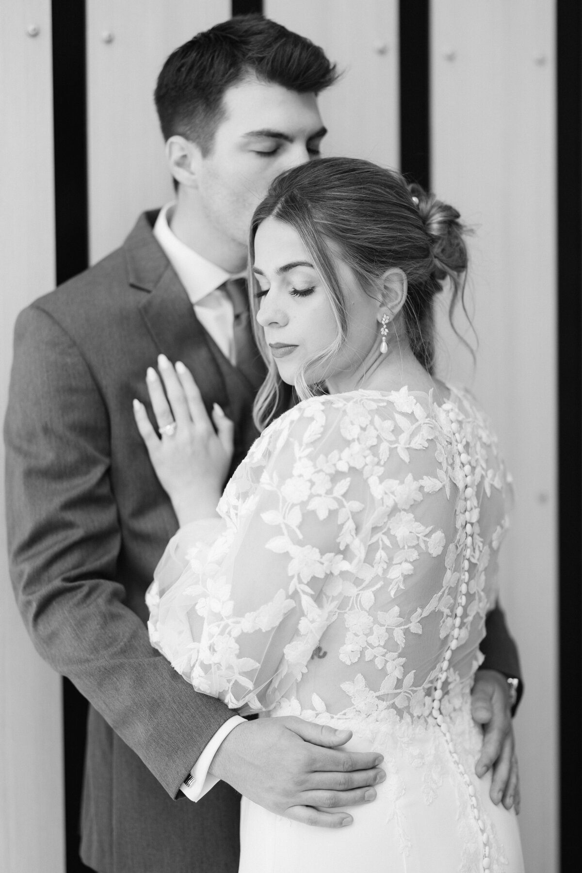 Minneapolis-wedding-photographer-28