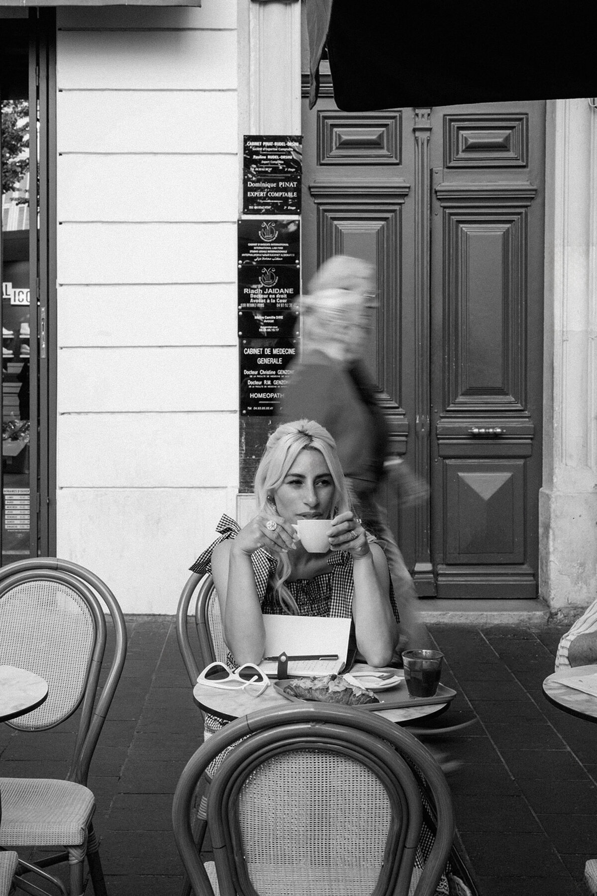 515-European-Muse-Nadia-and-Co-Capture-Timeless-Elegance-at-Iconic-Venues-18