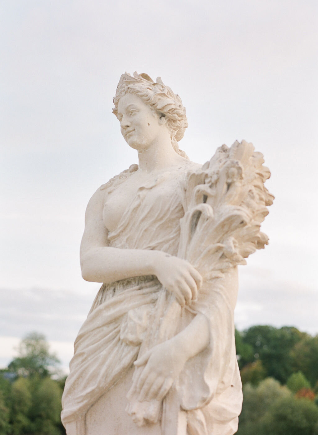 Molly-Carr-Photography-Chateau-Grand-Luce-Wedding-Landscape-30