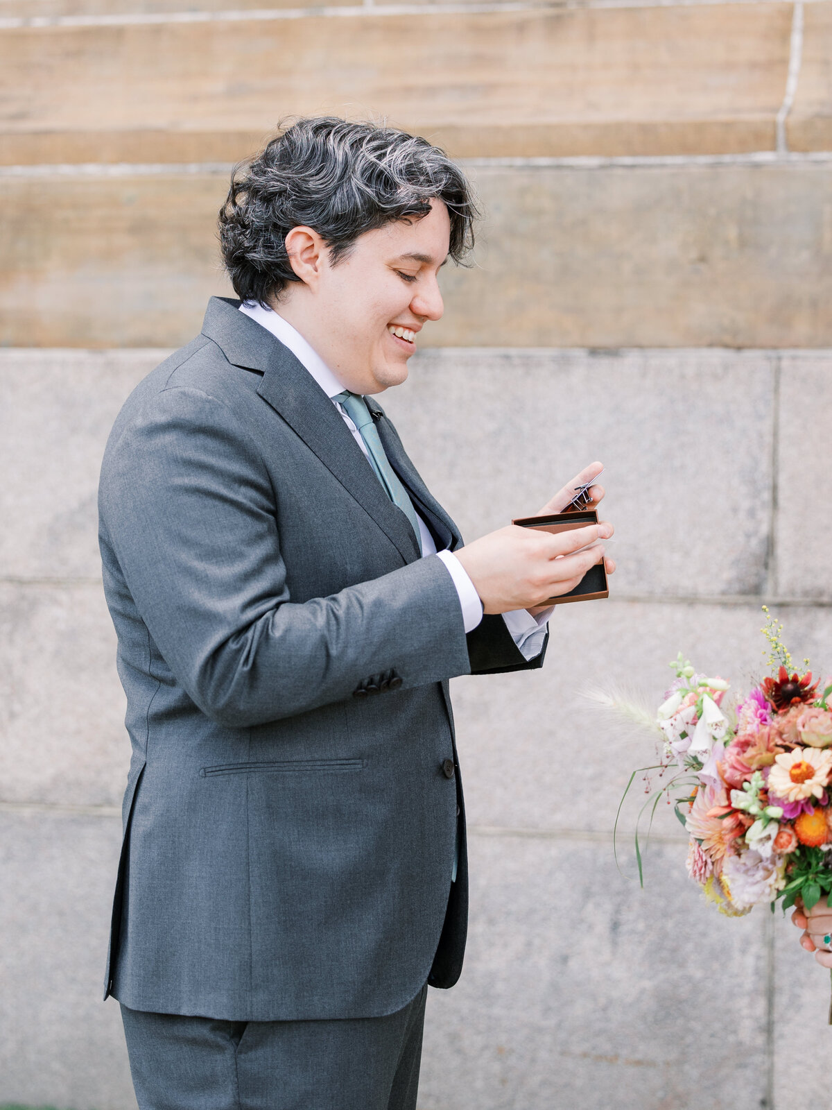 pittsburgh-wedding-photographer-phipps-botanic-gardens-conservatory-wedding-outdoor-lgbtq-luxury-photography-light-and-airy20