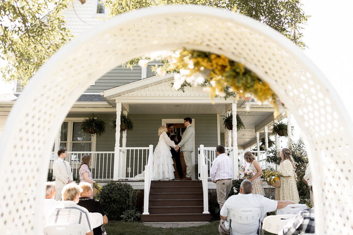 Outdoor Iowa wedding ceremony
