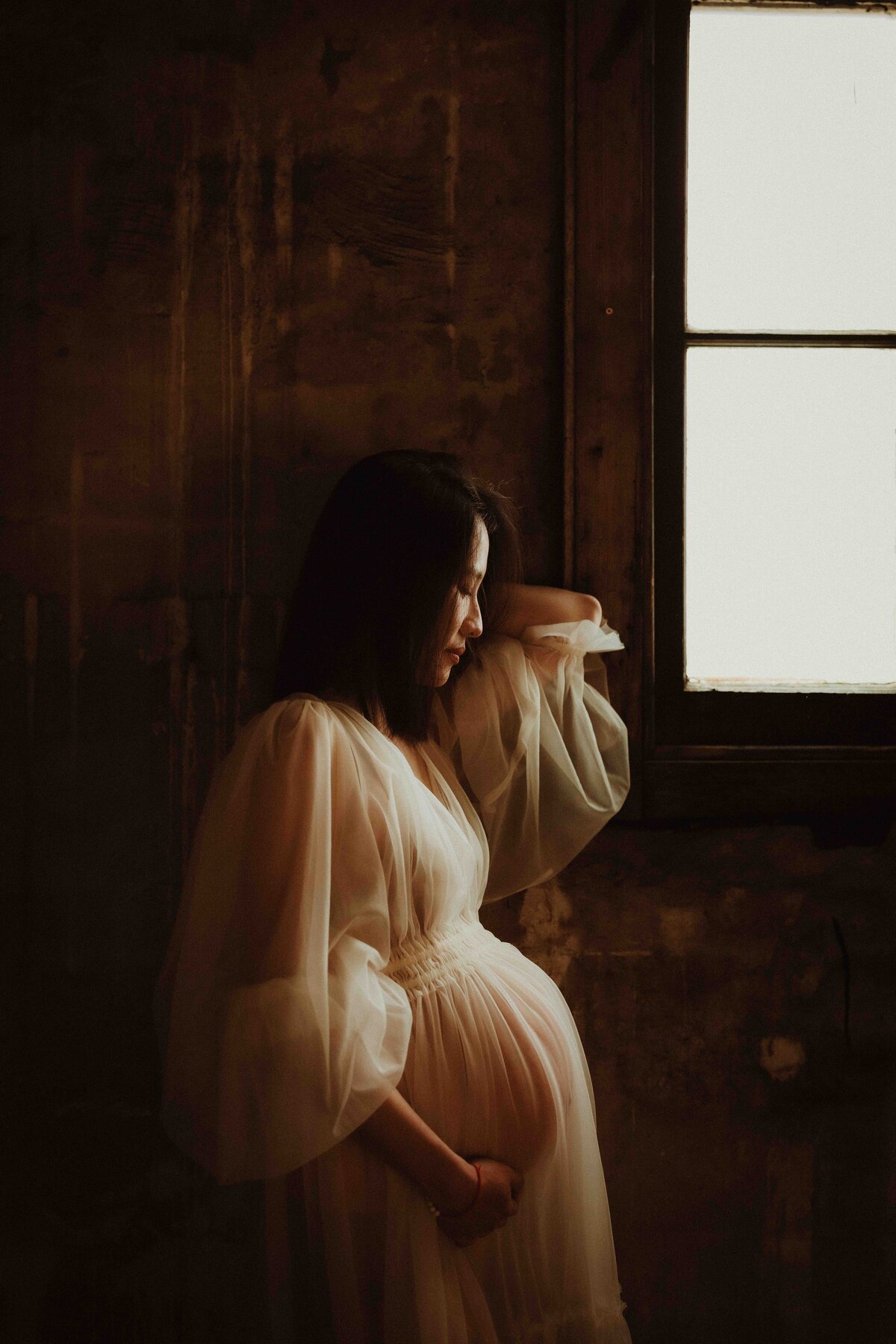 Sydney photographer studio for maternity photoshoots.