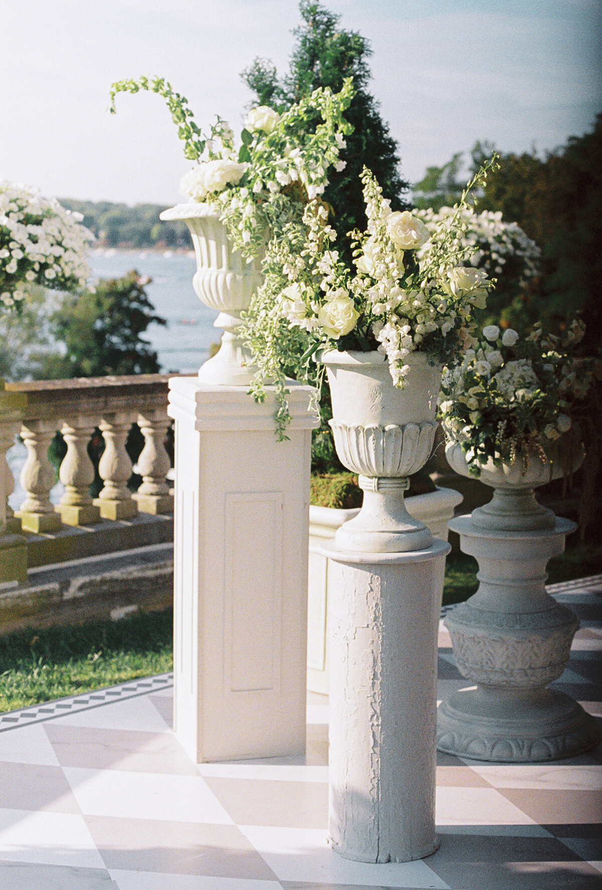 golden hour champagne ivory stone manor wedding lake geneva-115