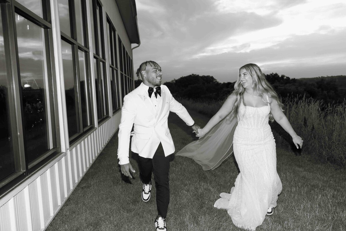 Ashton Hill Galena Wedding |  Photographer-80