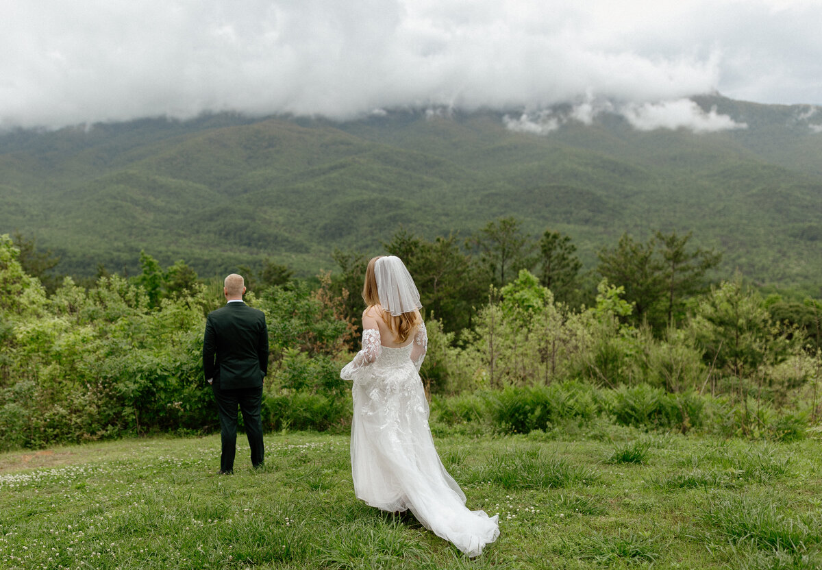 meg-thompon-photography-gatlinburg-wedding-lauren-matt-81