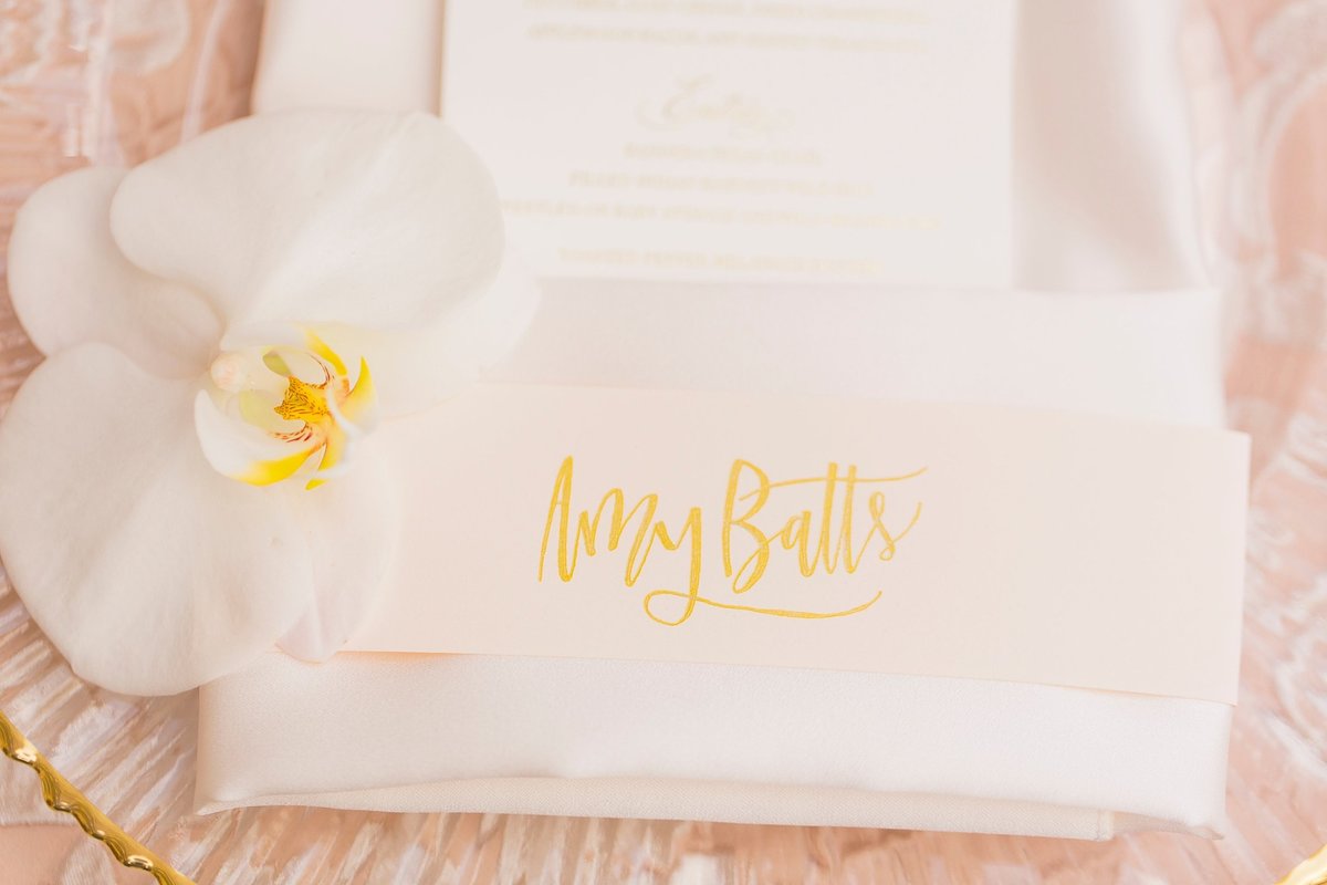 The-Crystal-Ballroom-At-The-Rice-Hotel-Wedding-Photographer-The-Cotton-Collective-Love-Detailed-Events-Striking-Stems 8