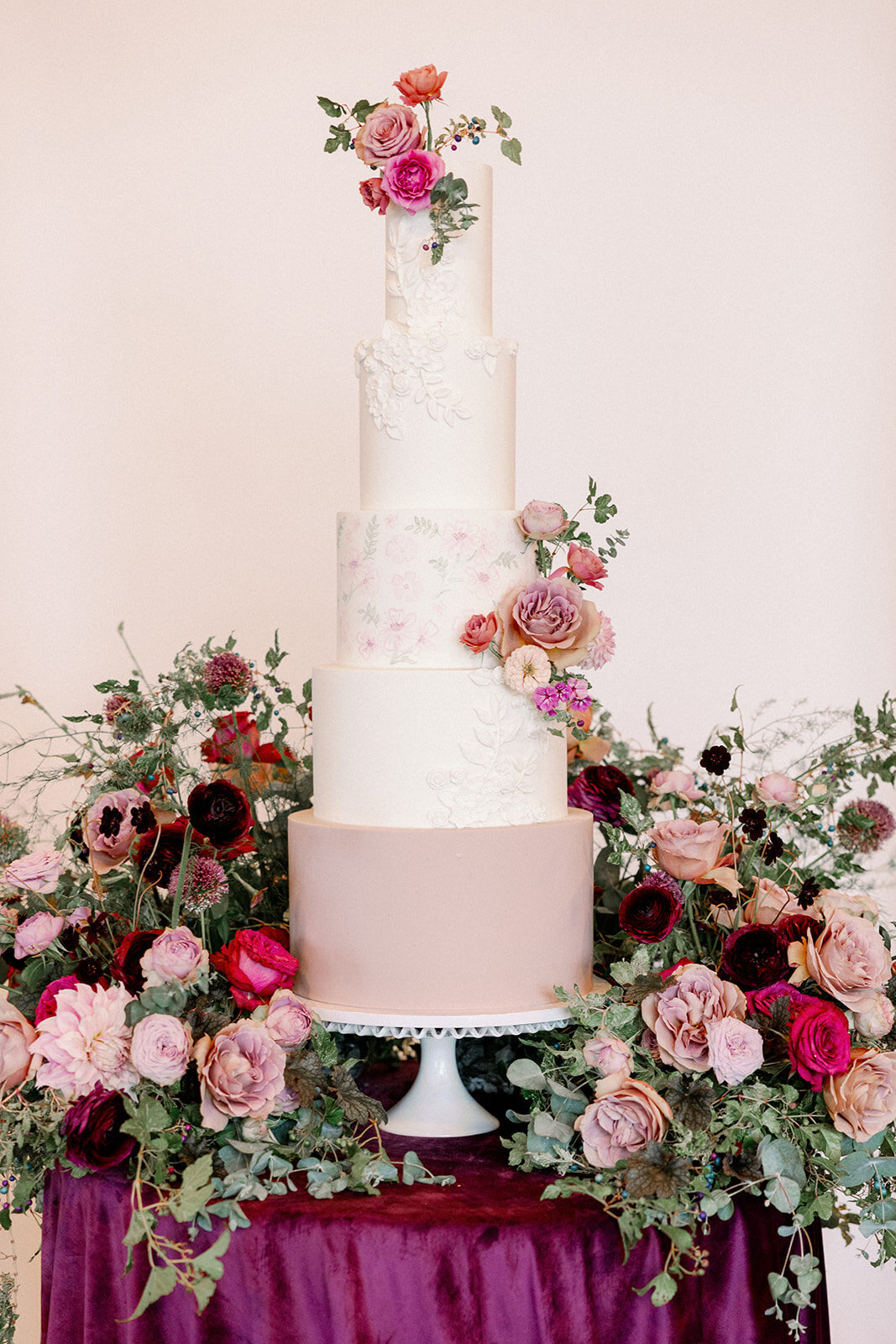 Verve-Event-Co-Lake-House-on-Canandaigua-Wedding-Cake-Hudson-Valley-Wedding-Planner-Catskills-Wedding-Planner