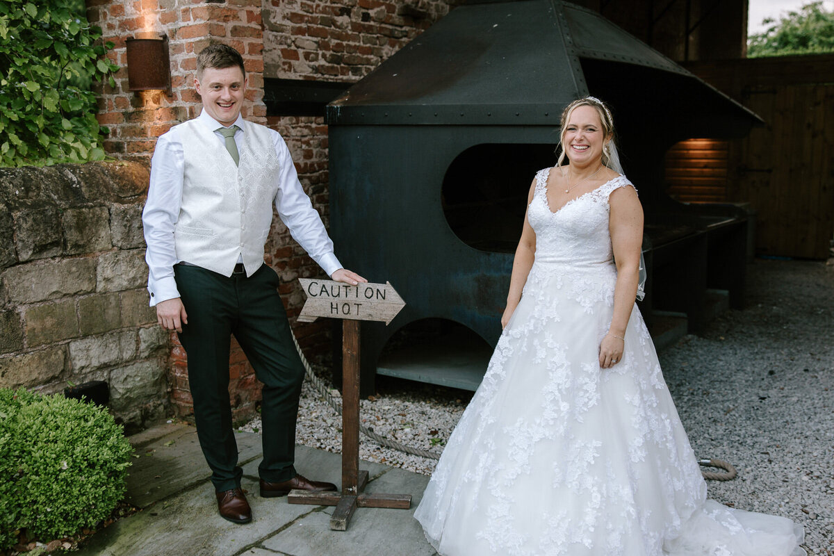 0692Sophie & Ross - Hazel Gap Barn - Dan Tomkins Photography-1