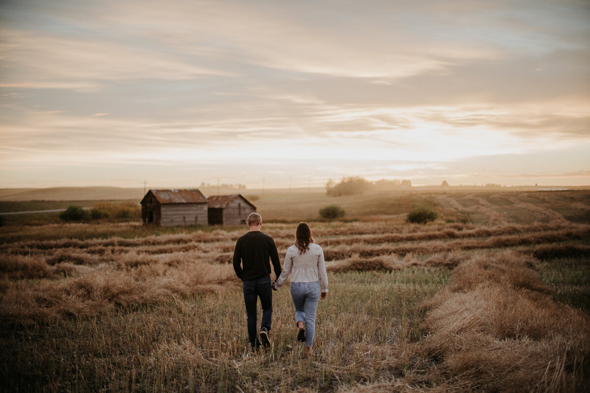 lumy+co_badlands-local-buffalo-jump-engagement-photographer-36